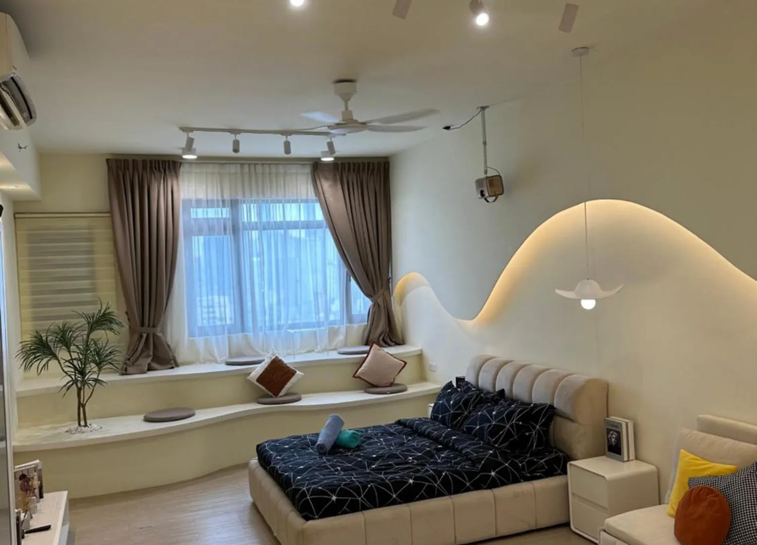 Chamber Luxury Suites At Klcc Куала-Лумпур Апартаменты